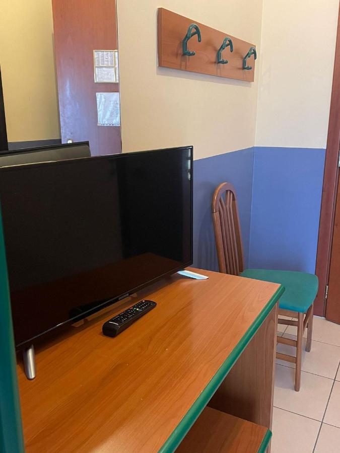 Hotel Arda Fiorenzuola フィオレンツオーラ・ダルダ エクステリア 写真